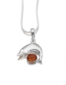 Borostyánköves ezüst delfin medál p-3040 - Borostyánköves ezüst ékszer