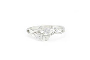 Ezüst gyűrű virágos díszítéssel - Ezüst gyűrű