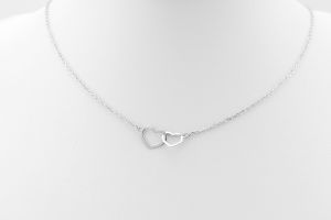 Ezüst nyaklánc fonódó szív medállal - Ezüst nyaklánc