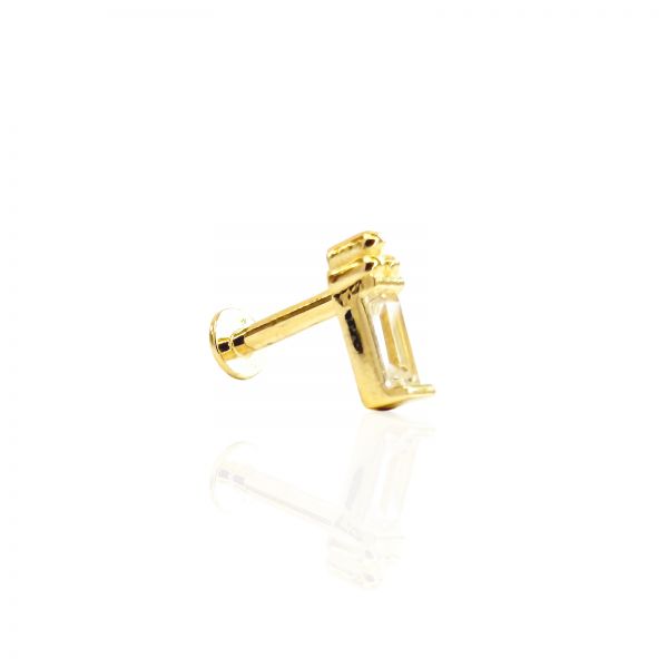 Minimalista luxus – Arany piercing baguette kristállyal